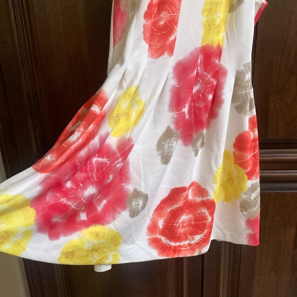 Calvin Klein White Dress with Pink, Yellow, and Gray Floral Print - Picture 2 of 8